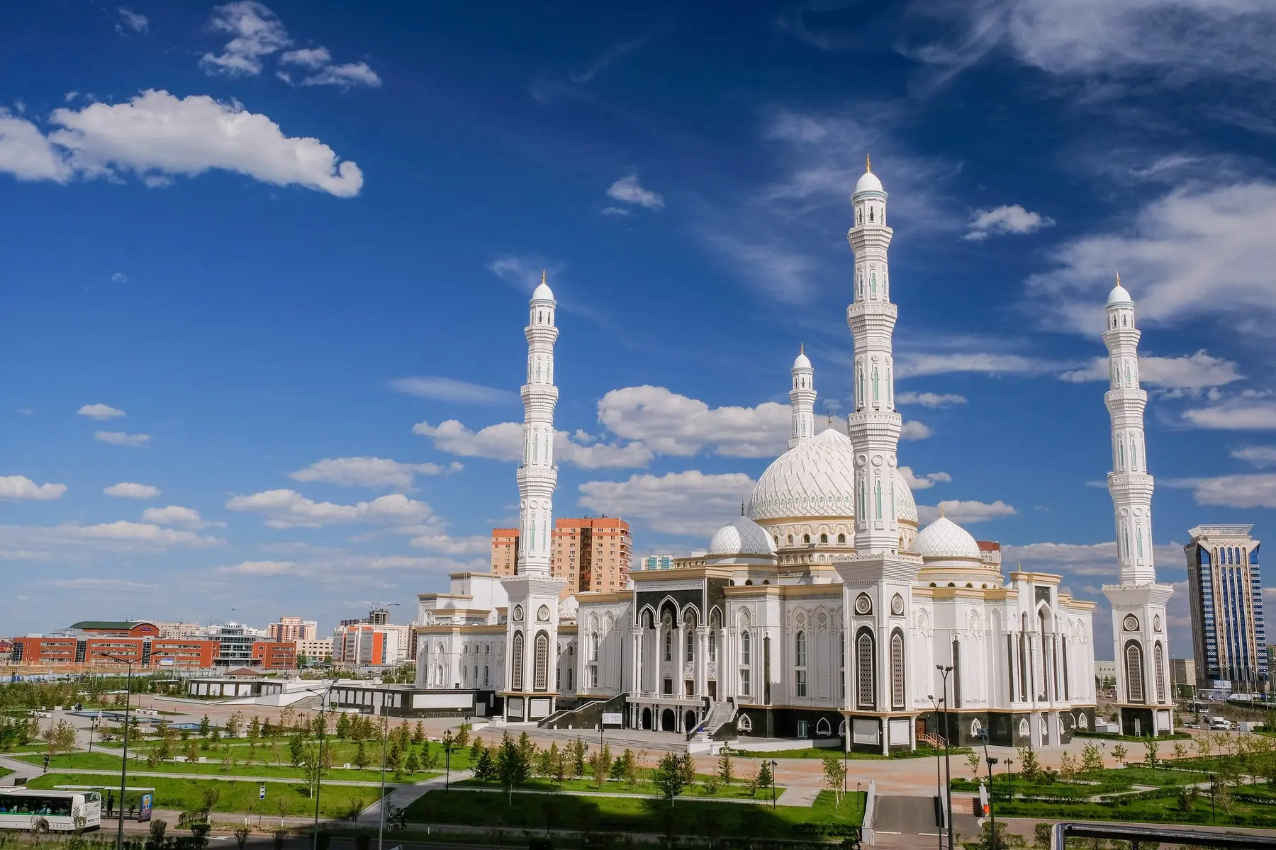 Astana: La Capitale del Kazakhstan in Evoluzione