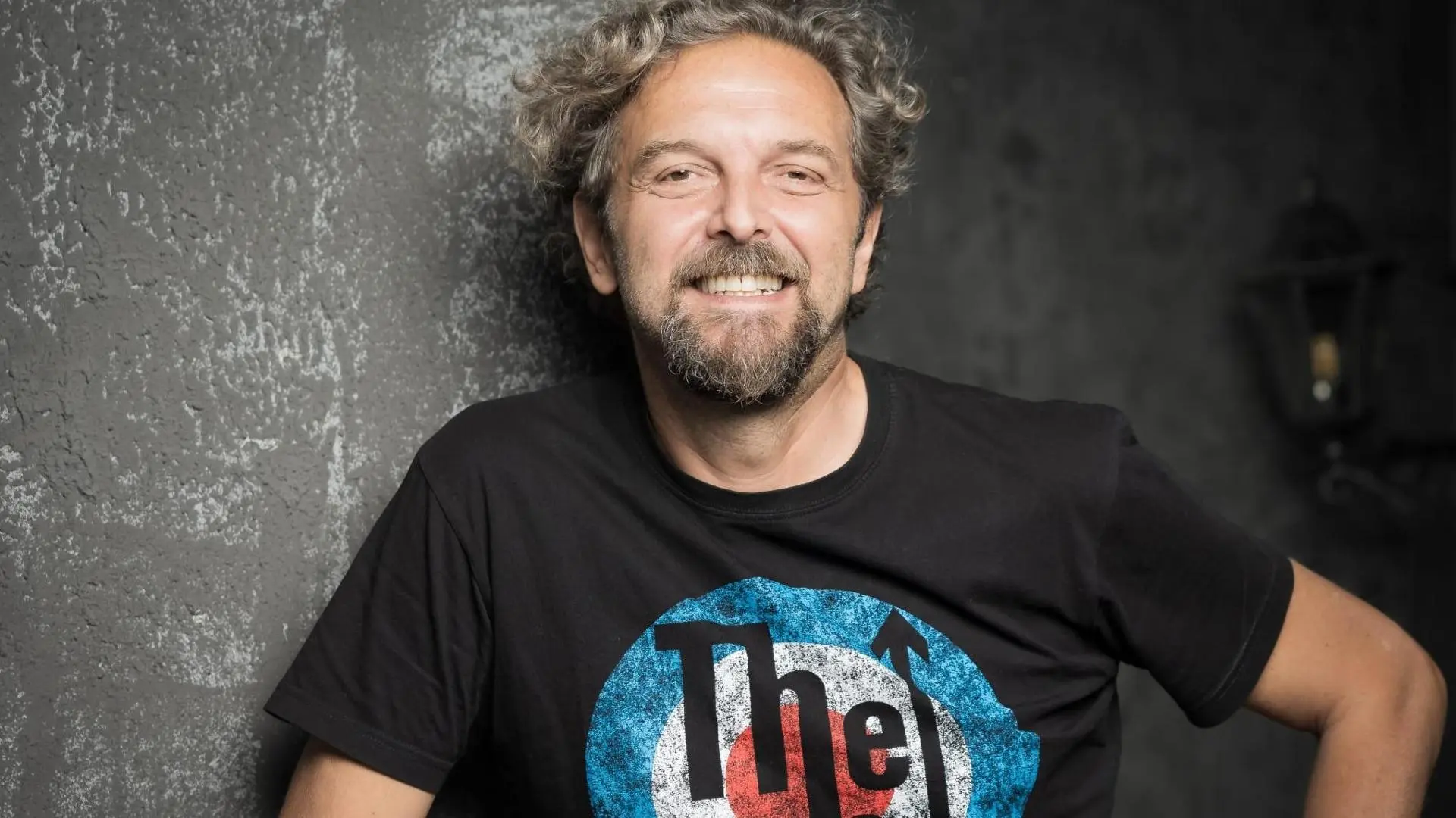 Antonio Ornano: La Storia di un Comico di Successo