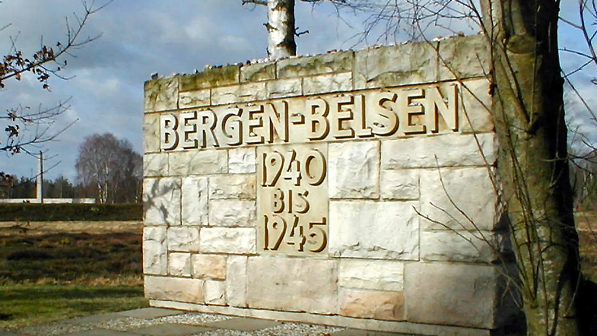 La Tragica Storia di Bergen-Belsen