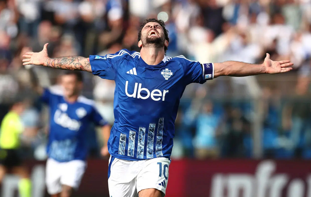 Cutrone: Ritorno e Riflessioni nel Calcio Italiano