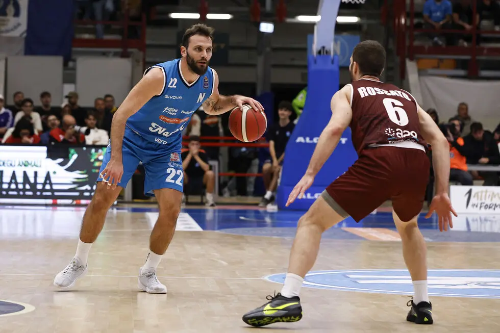 Dinamo Sassari – Napoli: Analisi di un Incontro Cruciale