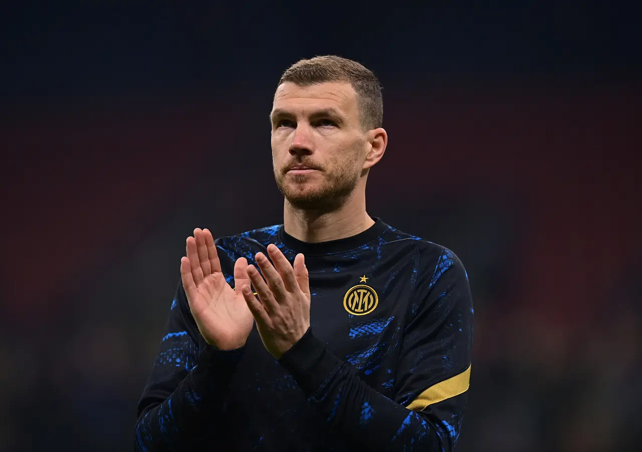 Il Ritorno di Edin Dzeko: Un Leader nel Calcio Europeo