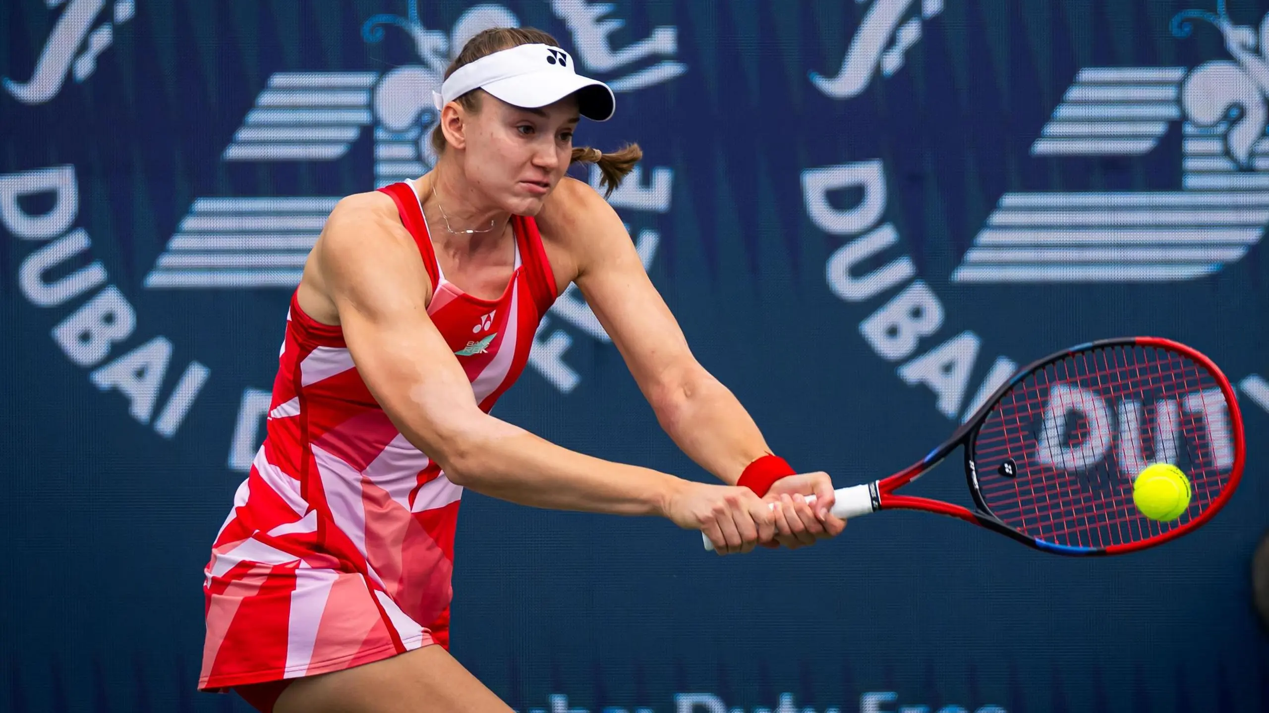 Elena Rybakina: La nuova regina del tennis
