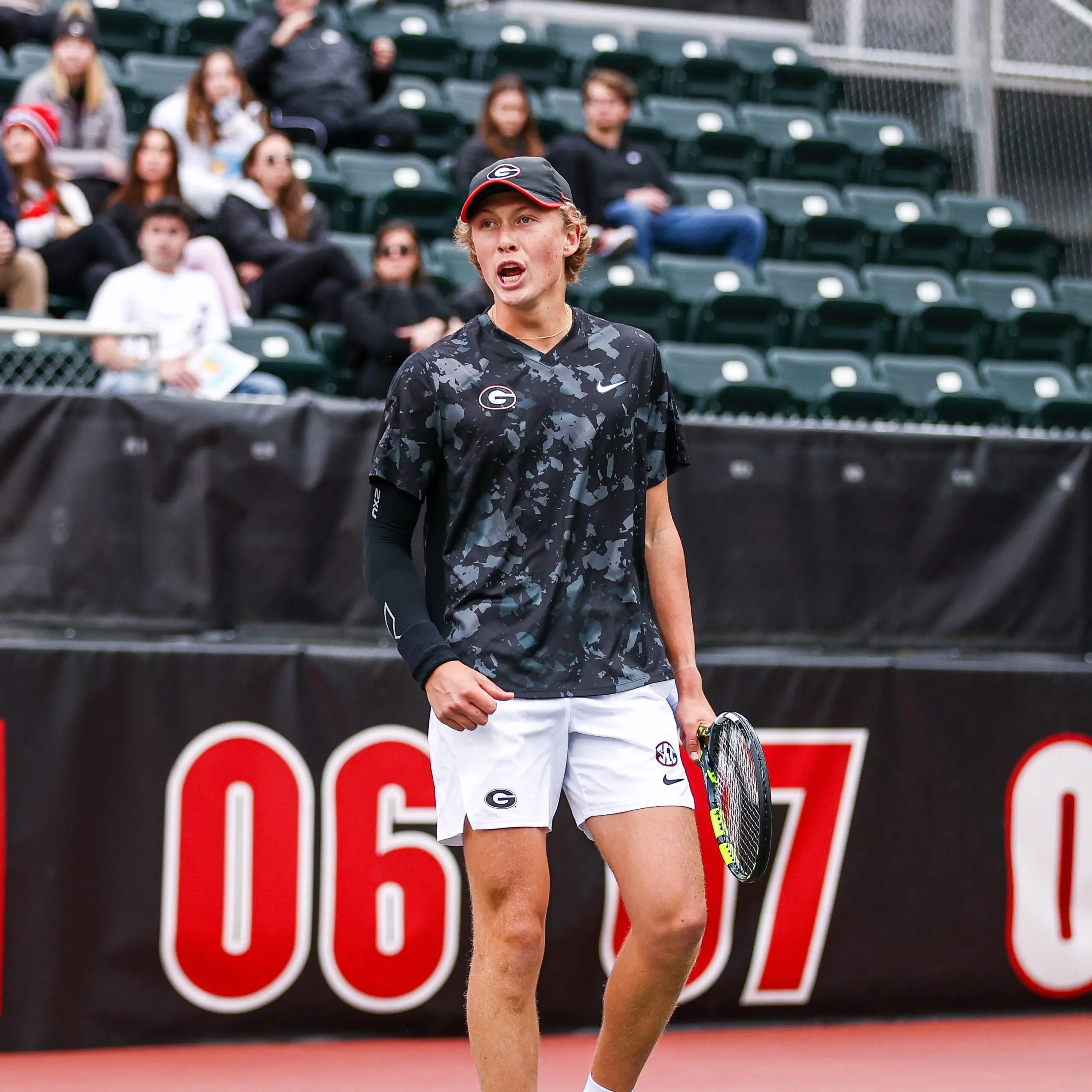 Ethan Quinn: La Stella Nascente del Tennis Americano