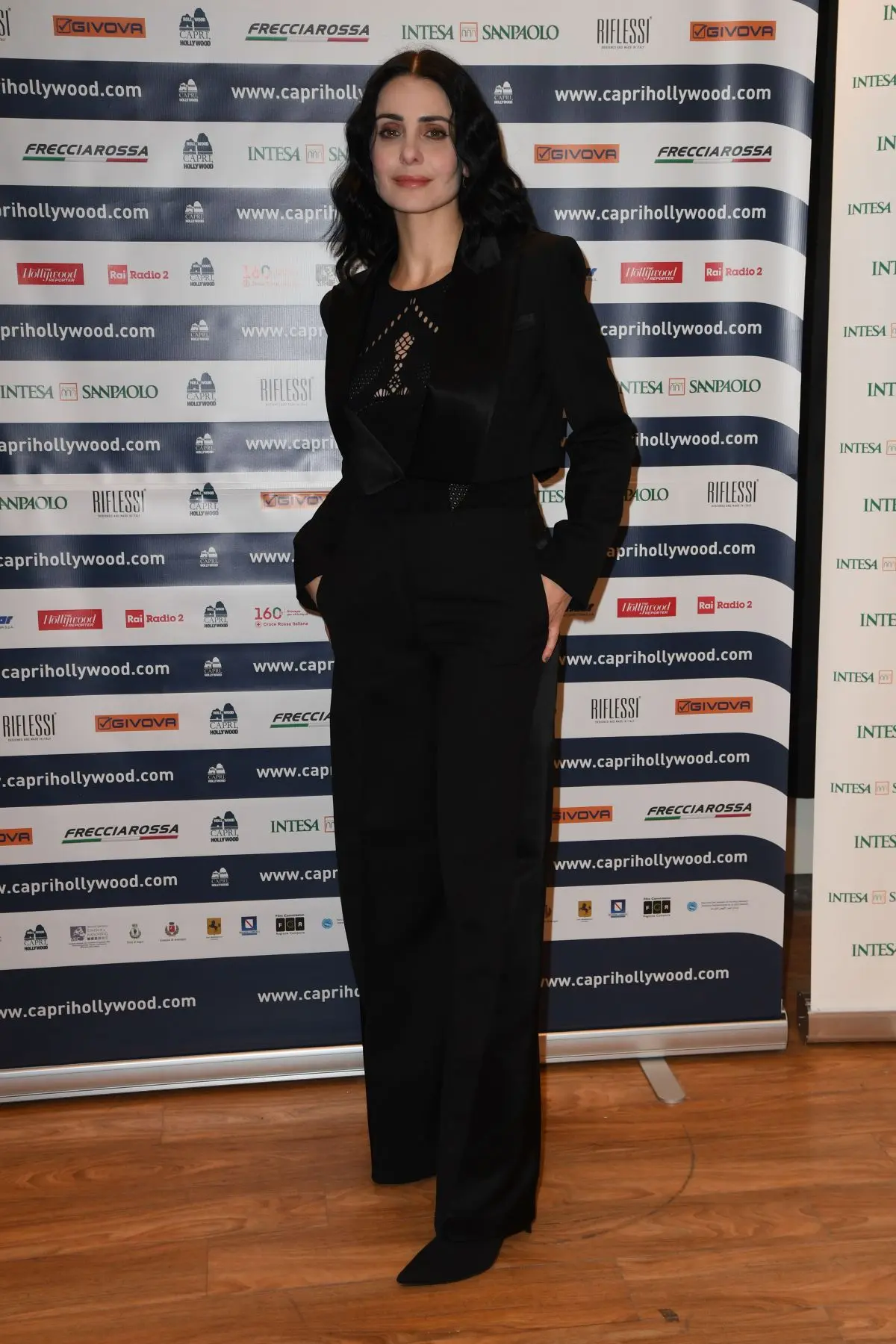 Federica Luna Vincenti: Un Talento Emergente nell’Arte e Moda