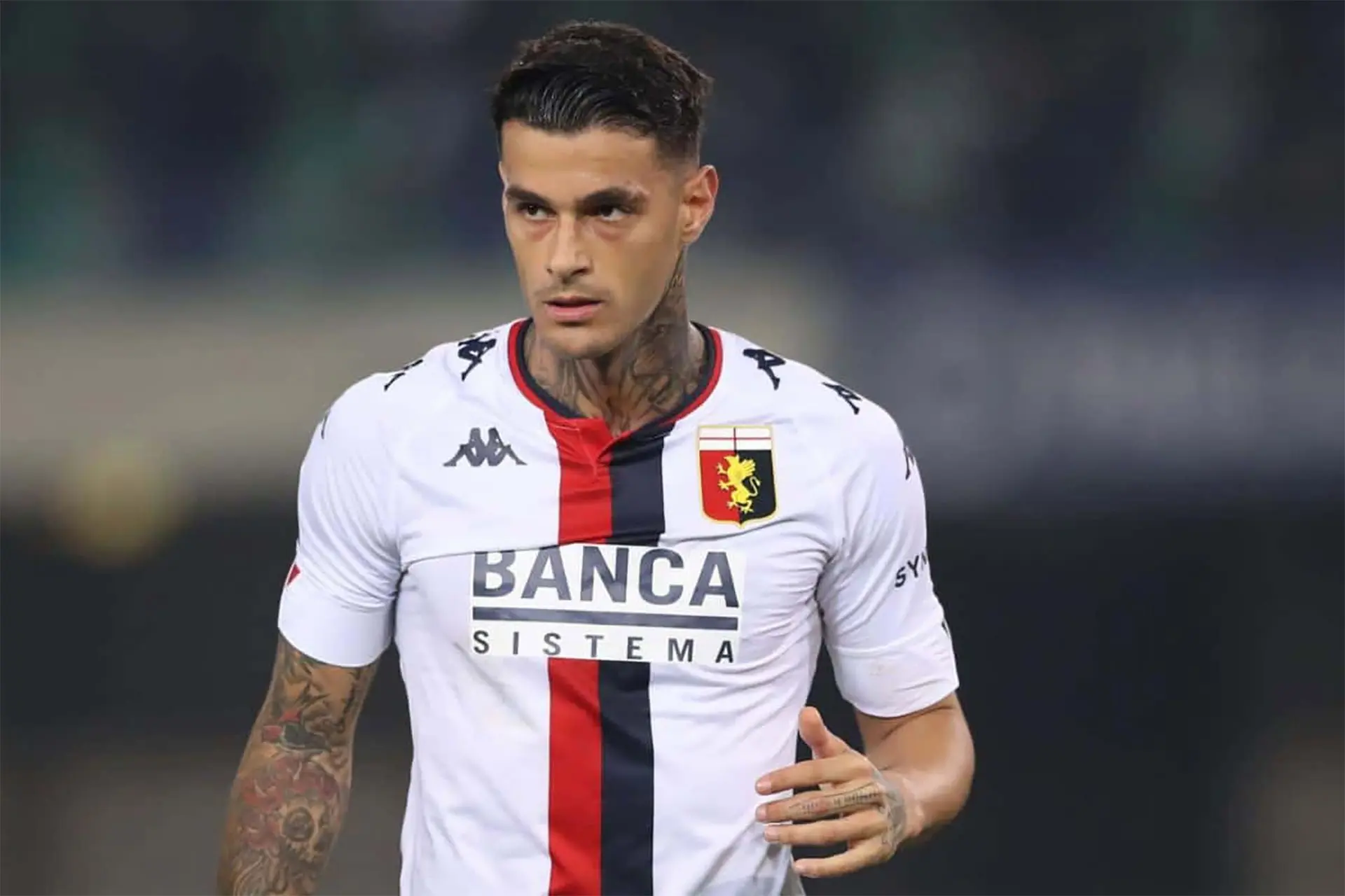 Il Fulgido Percorso di Gianluca Scamacca nel Calcio image 1