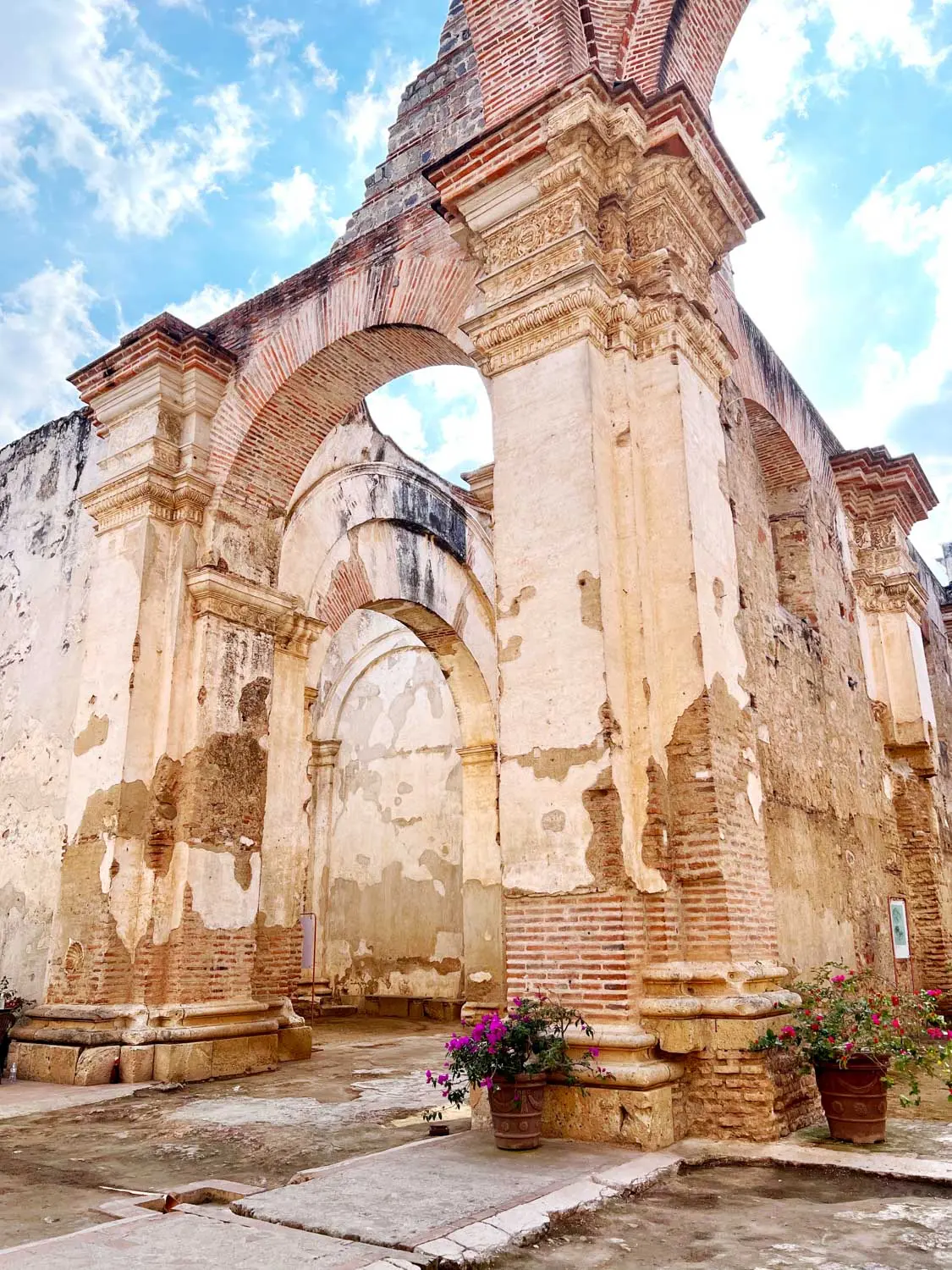 Scoprire il Guatemala: Un Viaggio tra Storia e Cultura