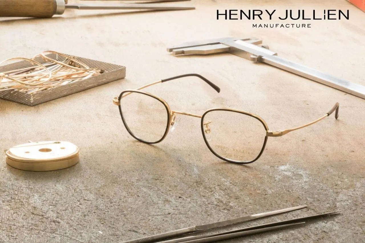 La Storia di Henry Jullien e la Sua Influenza sull’Ottica