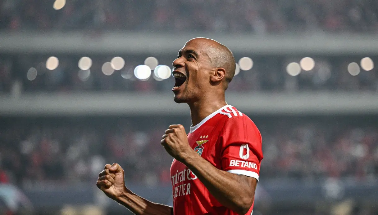 Il Ritorno di João Mário nel Calcio Professionistico image 1