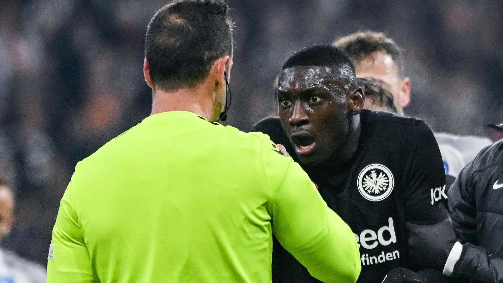 Kolo Muani: La Stella Nascente del Calcio