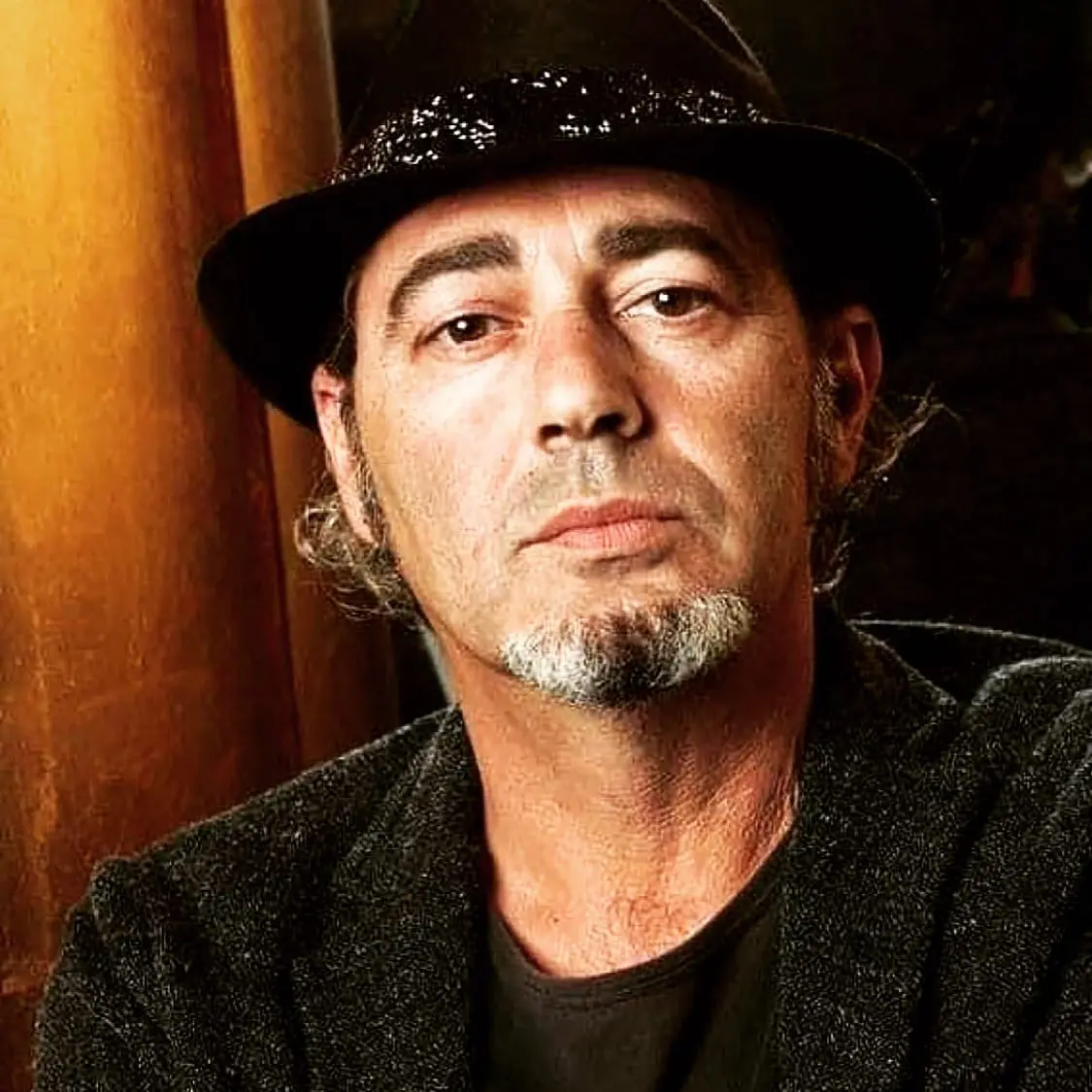 Luca Carboni: La Voce della Musica Italiana