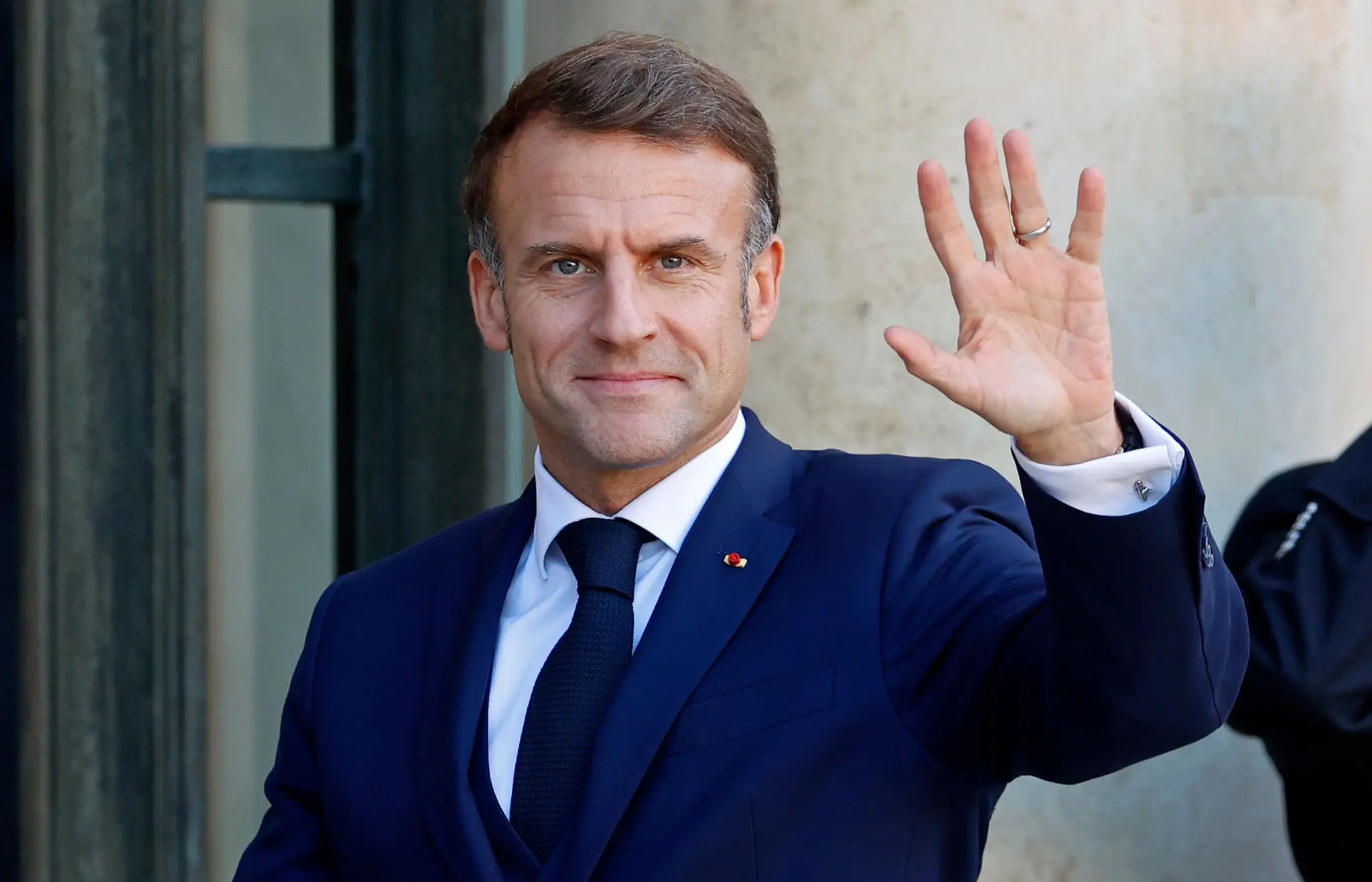 Emmanuel Macron: Sfide e Prospettive per la Francia