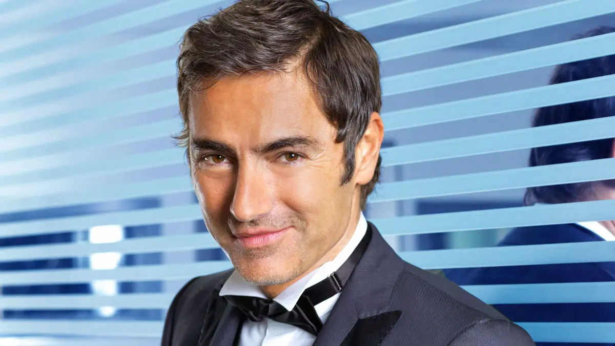 Marco Liorni: La sua carriera e il suo impatto nel mondo della TV