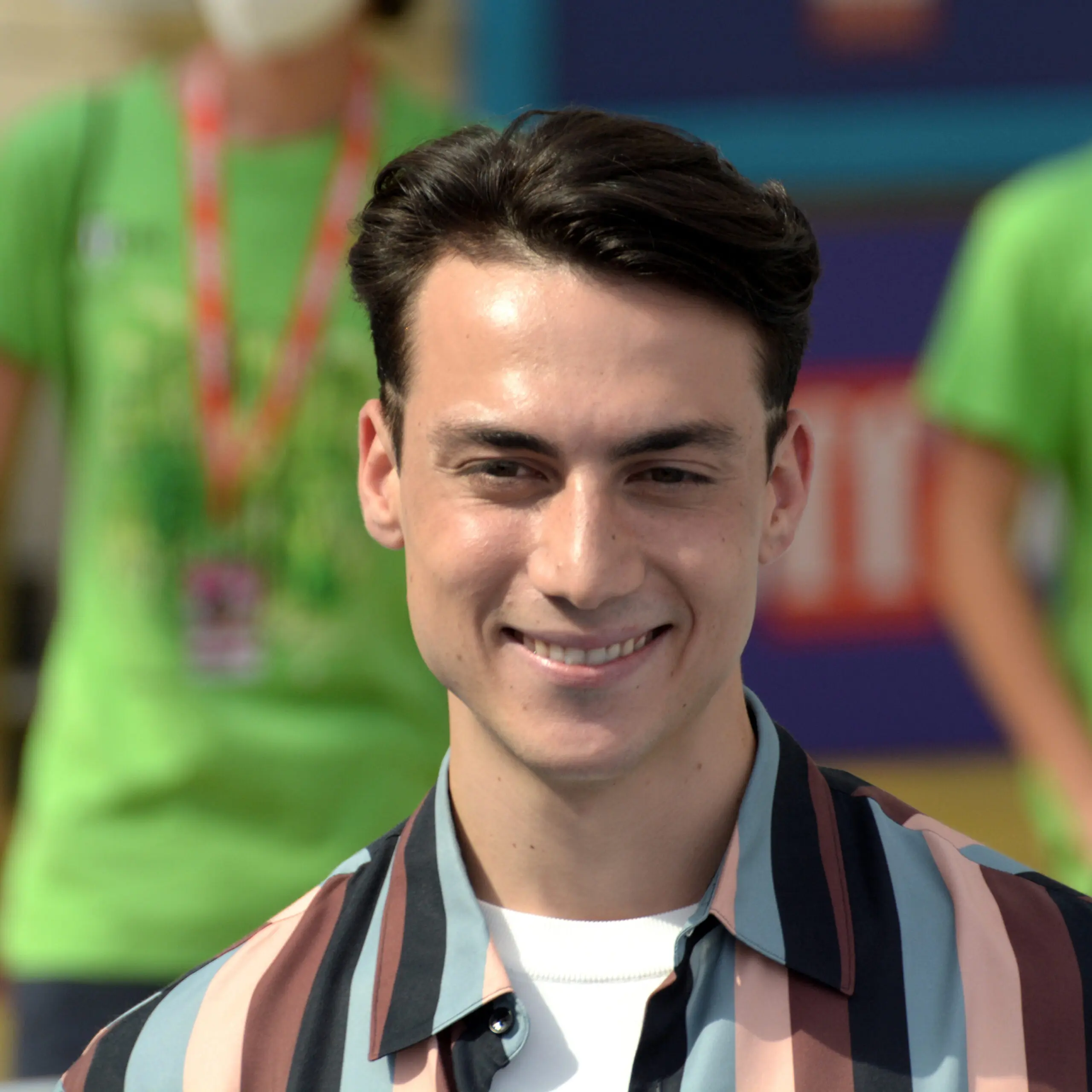 Matteo Paolillo: Un Talento in Ascesa nella Musica Italiana
