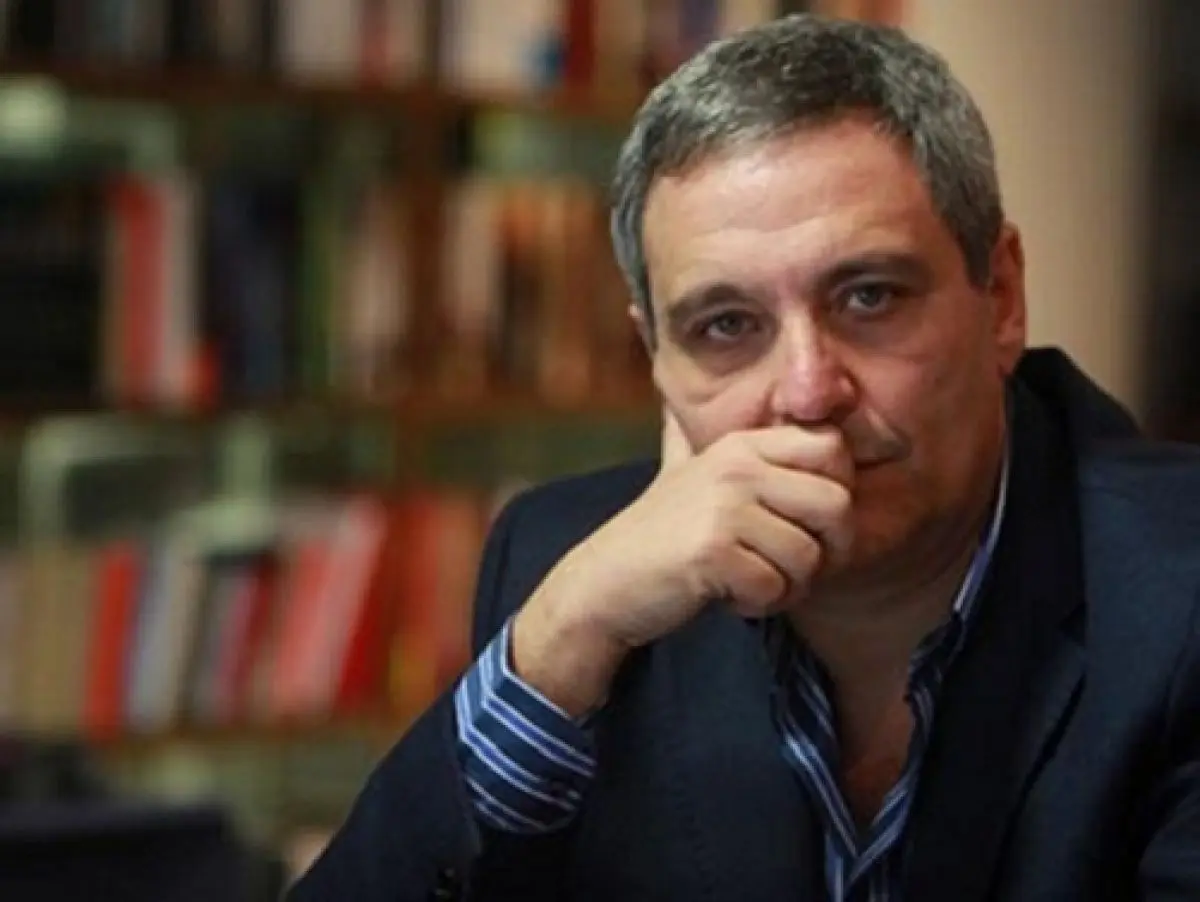 Maurizio De Giovanni: Il Maestro del Giallo Italiano