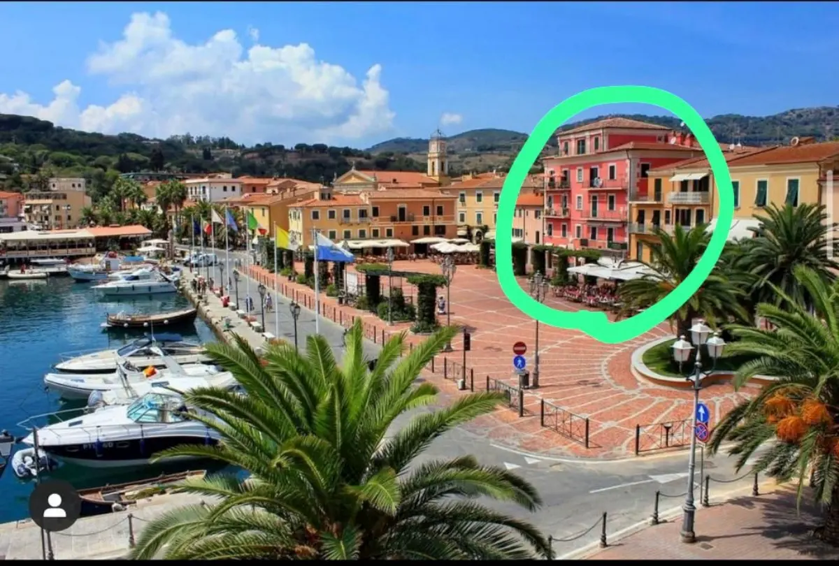 Esplorando Porto Azzurro: Storia e Attrazioni