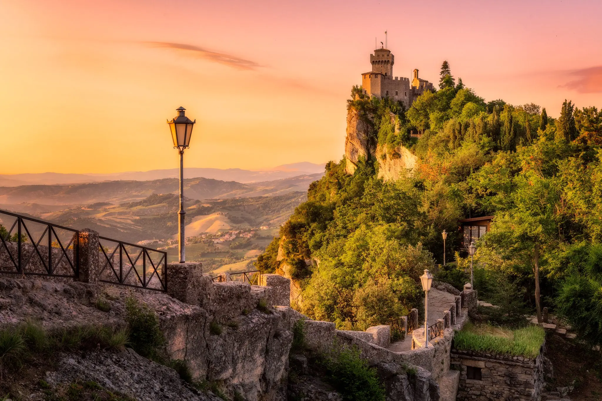 Scopri San Marino: Un Tesoro nel Cuore dell’Europa
