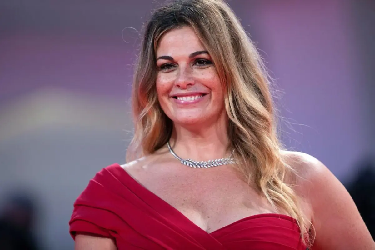 Vanessa Incontrada: Una Stella della Televisione Italiana