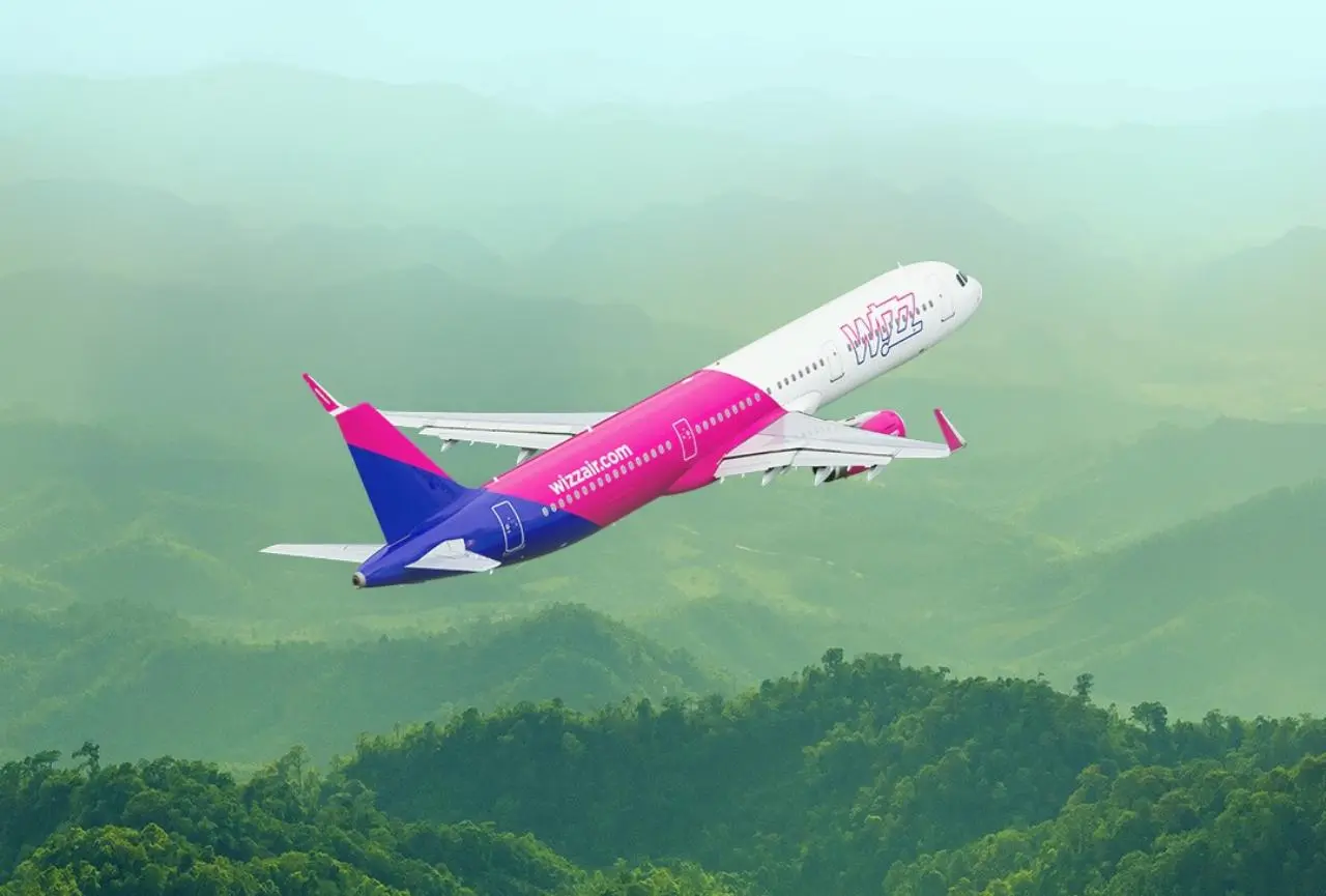 Wizz Air: L’emergere di una proposta aerea conveniente e sostenibile