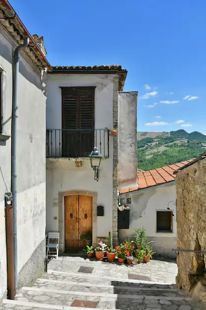Esplora Zungoli: Un Tesoro Nascosto della Campania