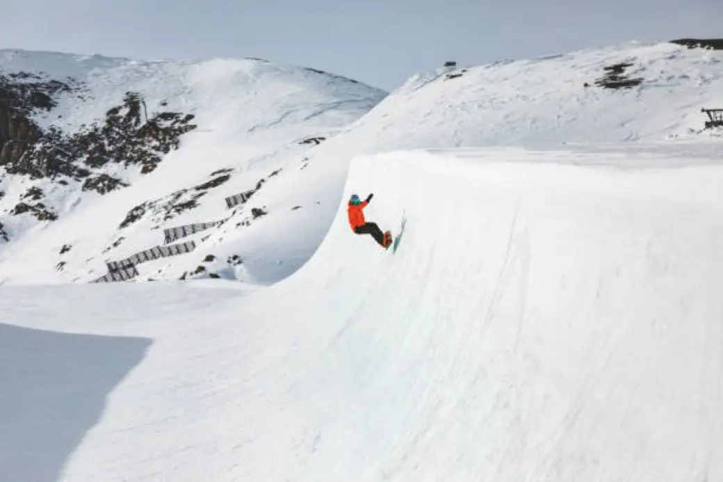 Olimpiadi Invernali 2026: Il Halfpipe Femminile di Snowboard
