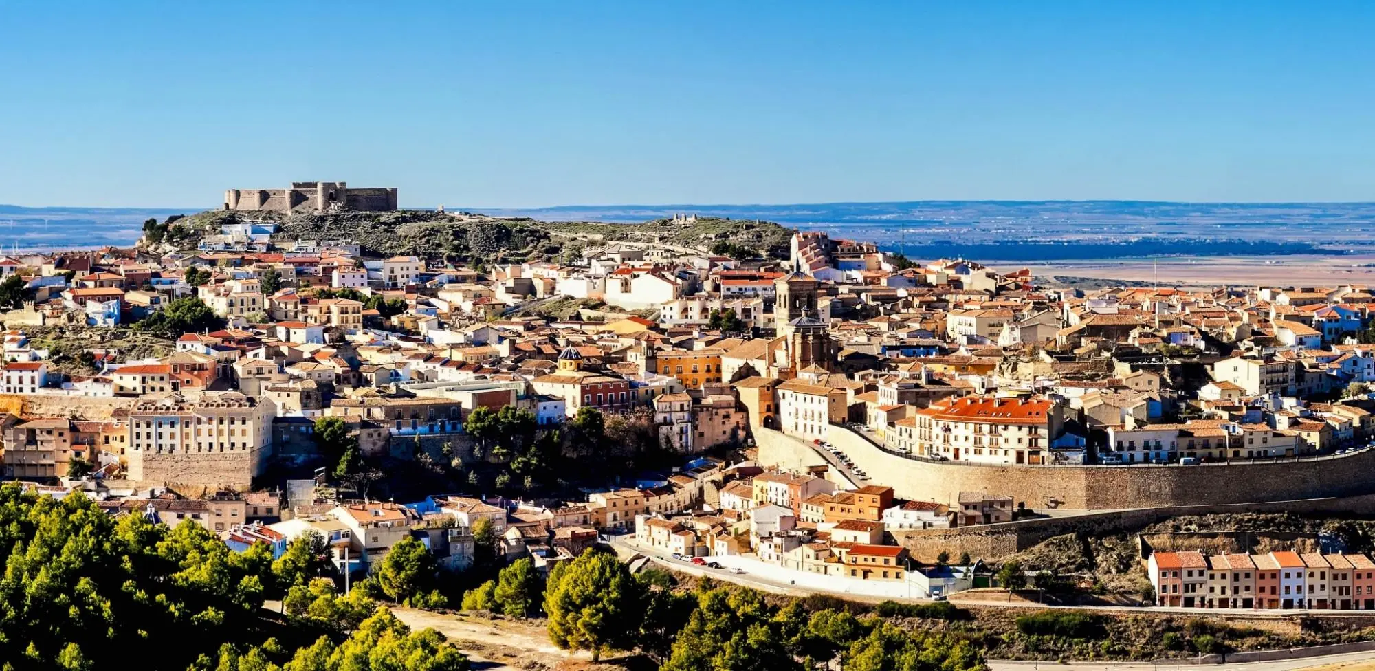 Scoprire Albacete e Barcellona: Due Città a Confronto
