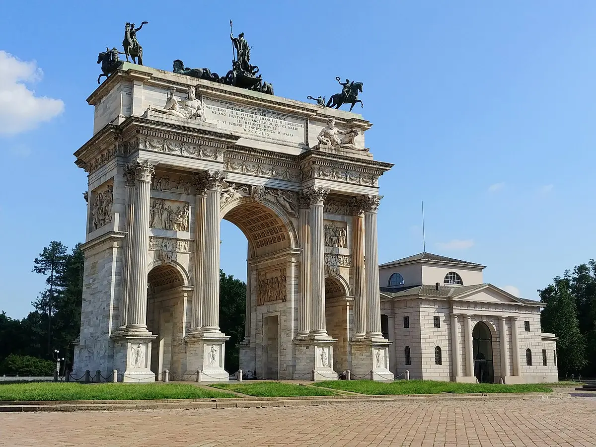 L’Arco della Pace: Un Simbolo di Milano e della Sua Storia