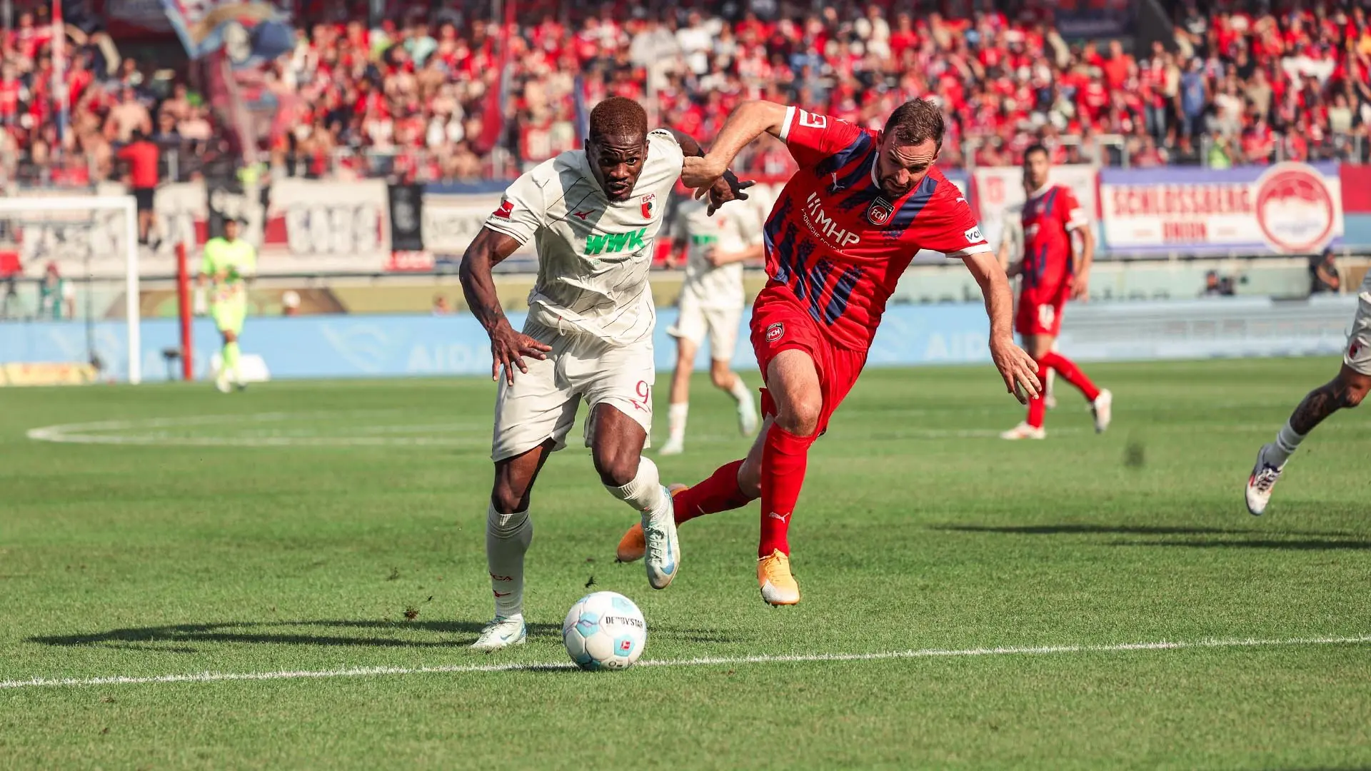 Augsburg contro Heidenheim: Una Partita Decisiva per la Bundesliga