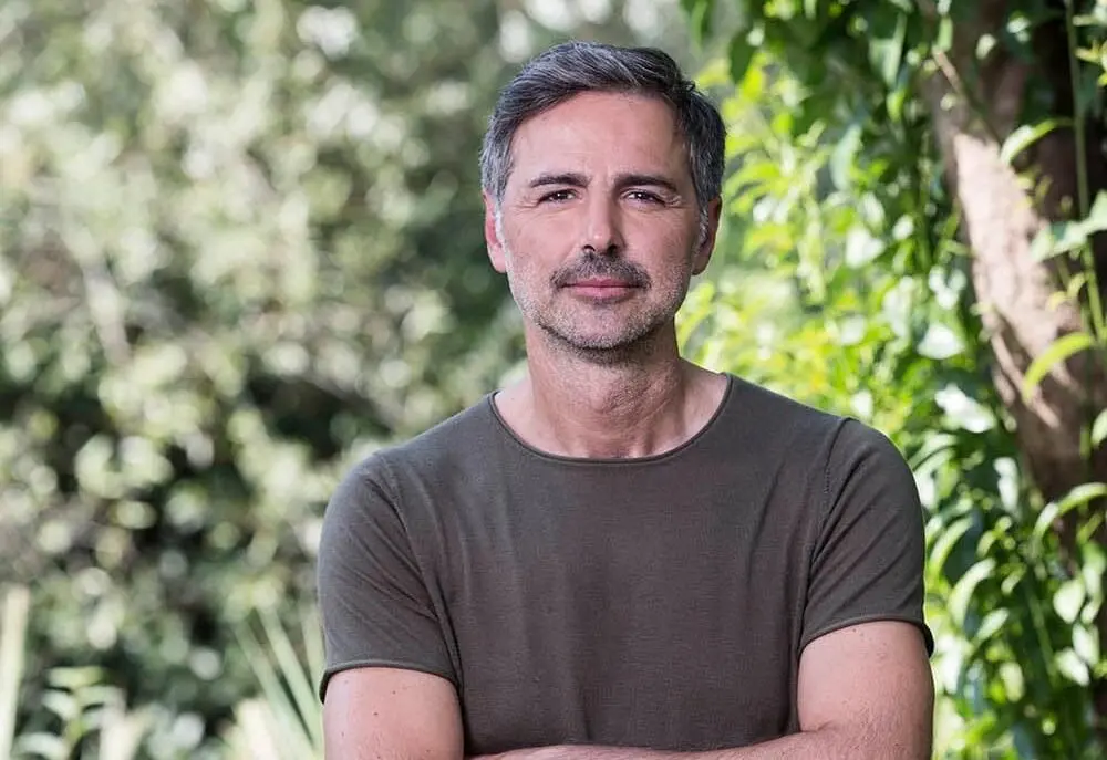 La carriera di Beppe Convertini: Successi e Novità