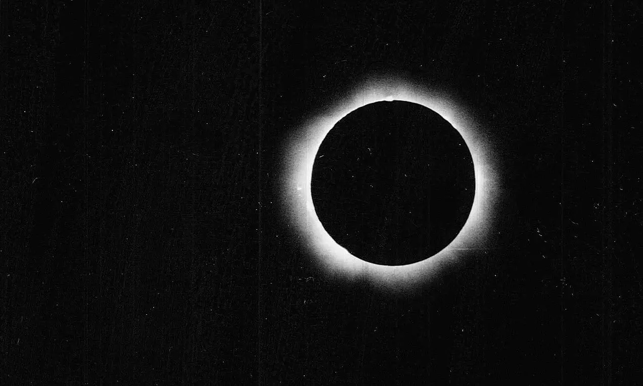 Eclissi Solare Parziale del 2023: Tutto Quello che Devi Sapere
