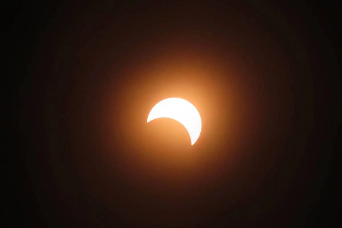 Eclissi Solare Parziale: Tutto ciò che Devi Sapere