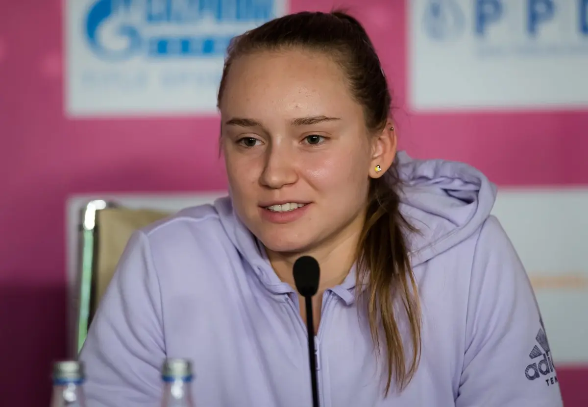 Elena Rybakina: Un Talento Emergente nel Tennis