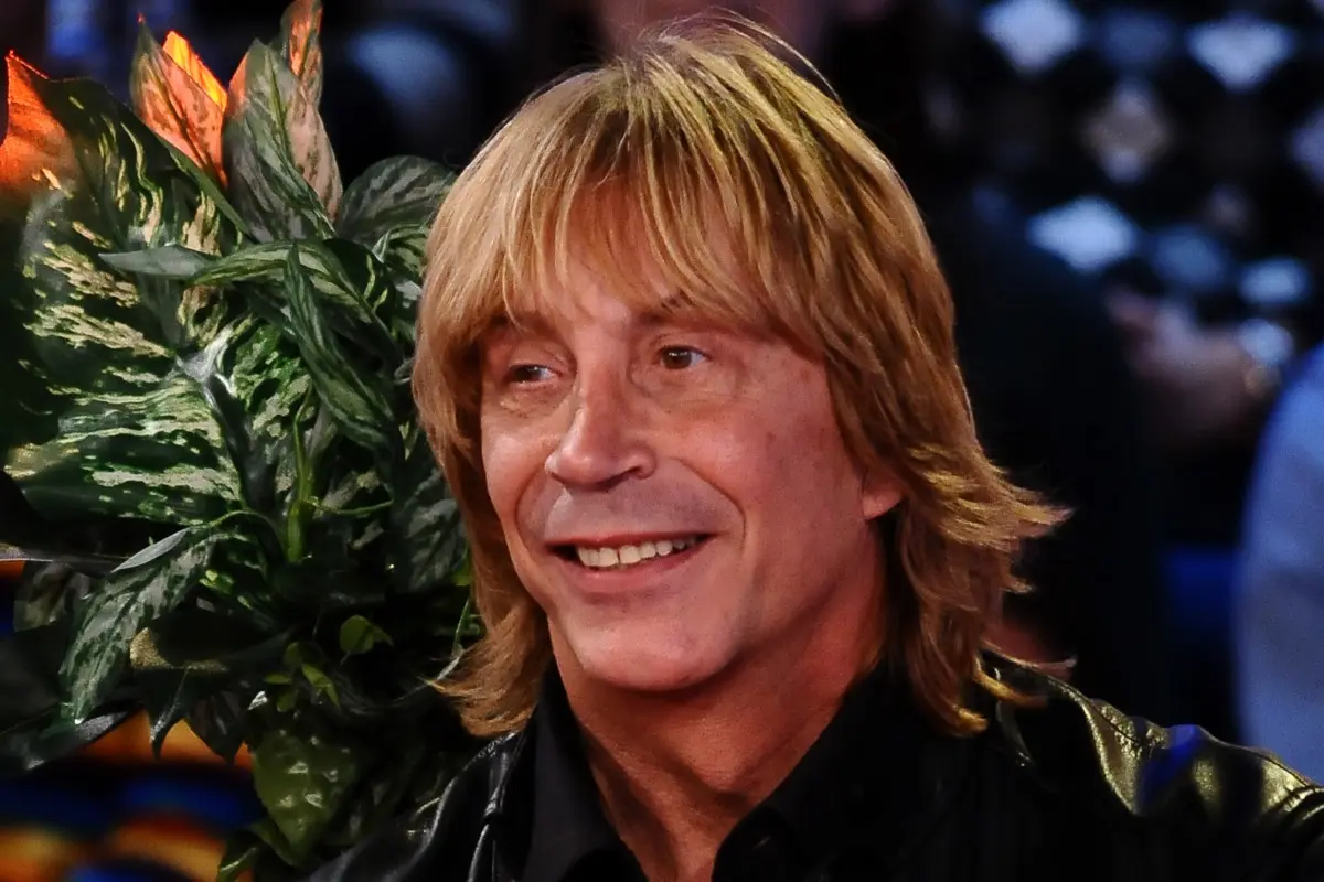 La Storia di Enzo Paolo Turchi: Un’Icona della Danza Italiana