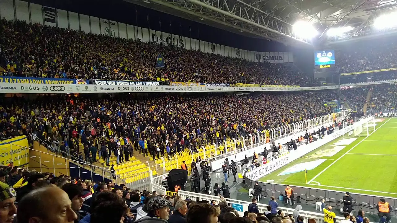 Fenerbahçe e Gençlerbirliği: Un Match di Cruciale Importanza