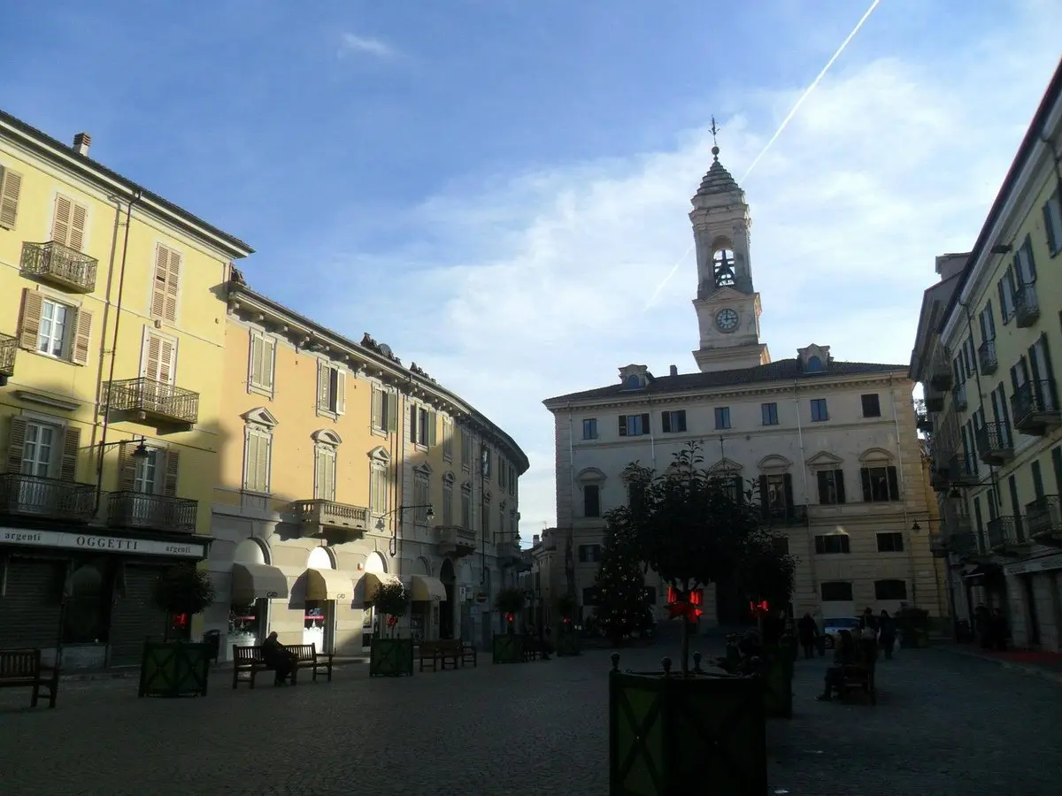 Scopri Ivrea: Storia, Cultura e Tradizioni