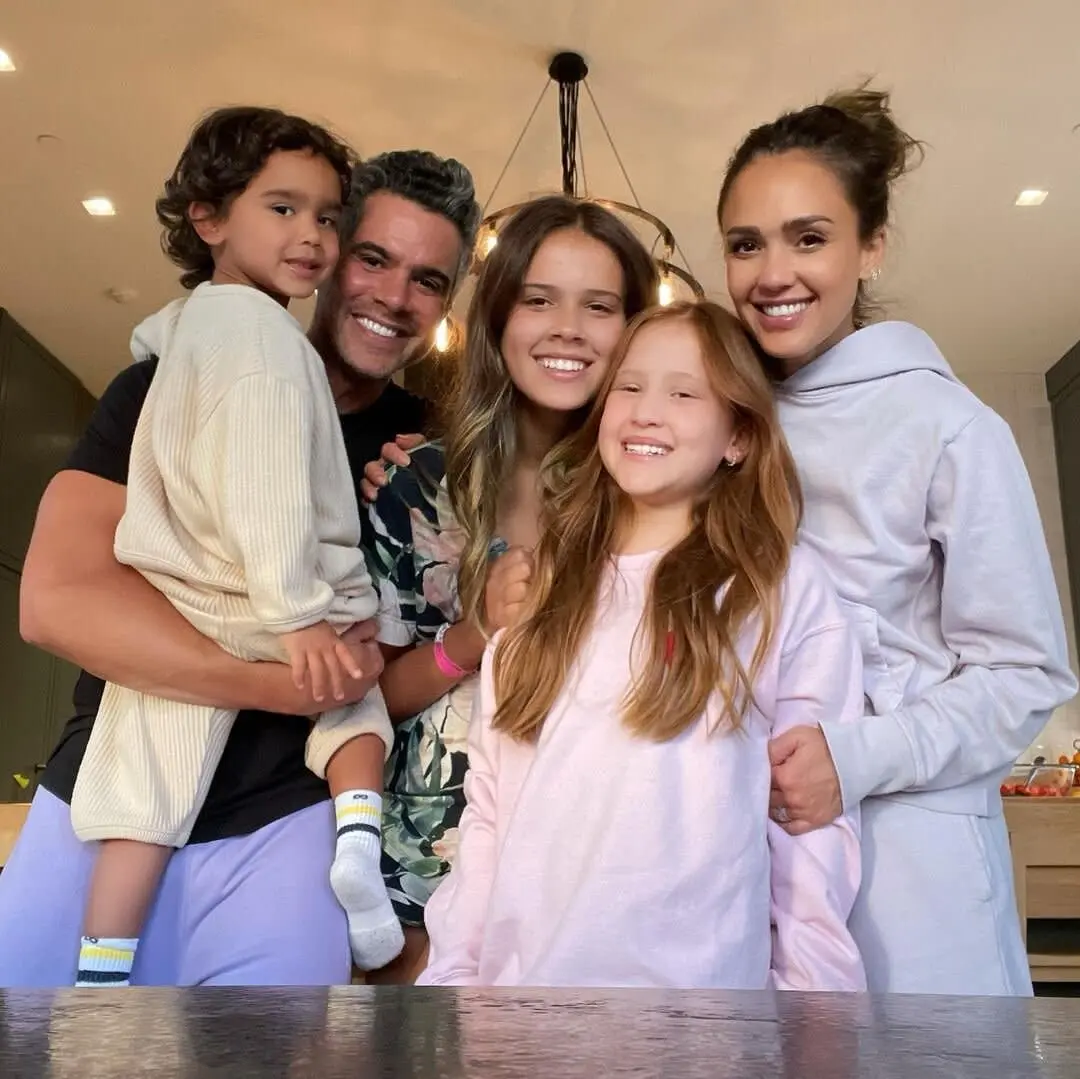 Jessica Alba: Dalla Recitazione all’Imprenditoria