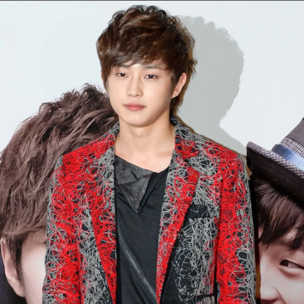 Kim Min-seok: La Promessa del K-Pop nel 2023