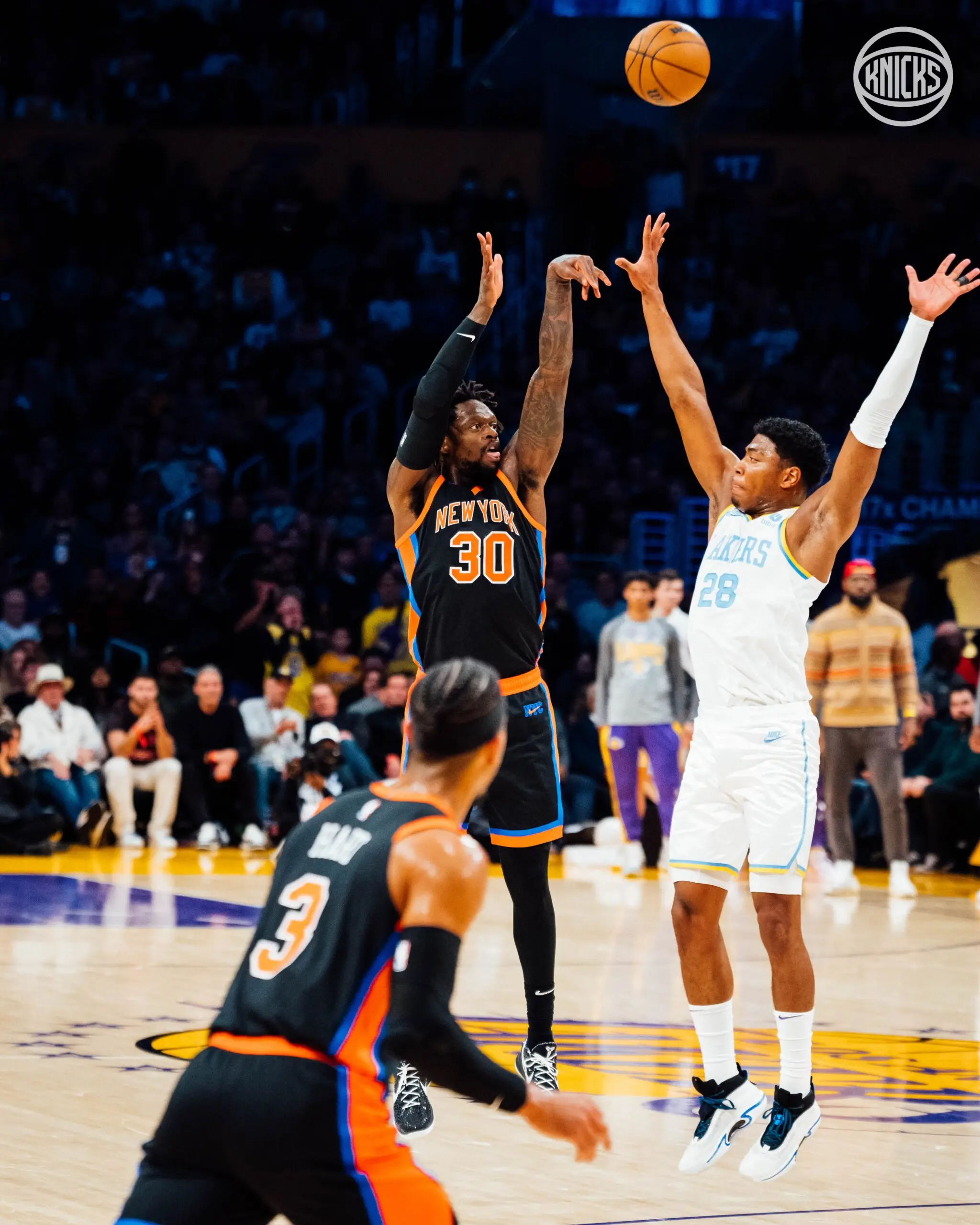 La Rivalità tra Knicks e Lakers nella Storia della NBA image 1