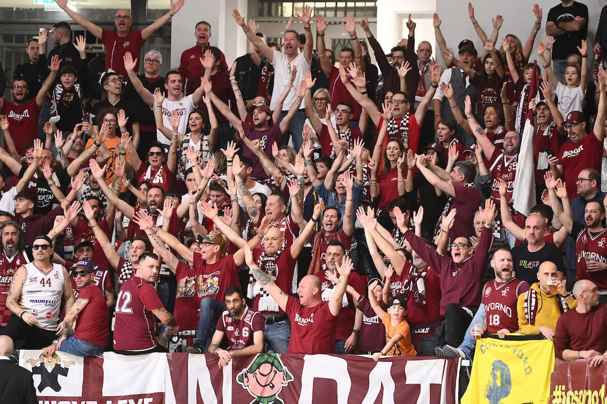Libertas Livorno affronta il Ruvo di Puglia Basket: una sfida avvincente