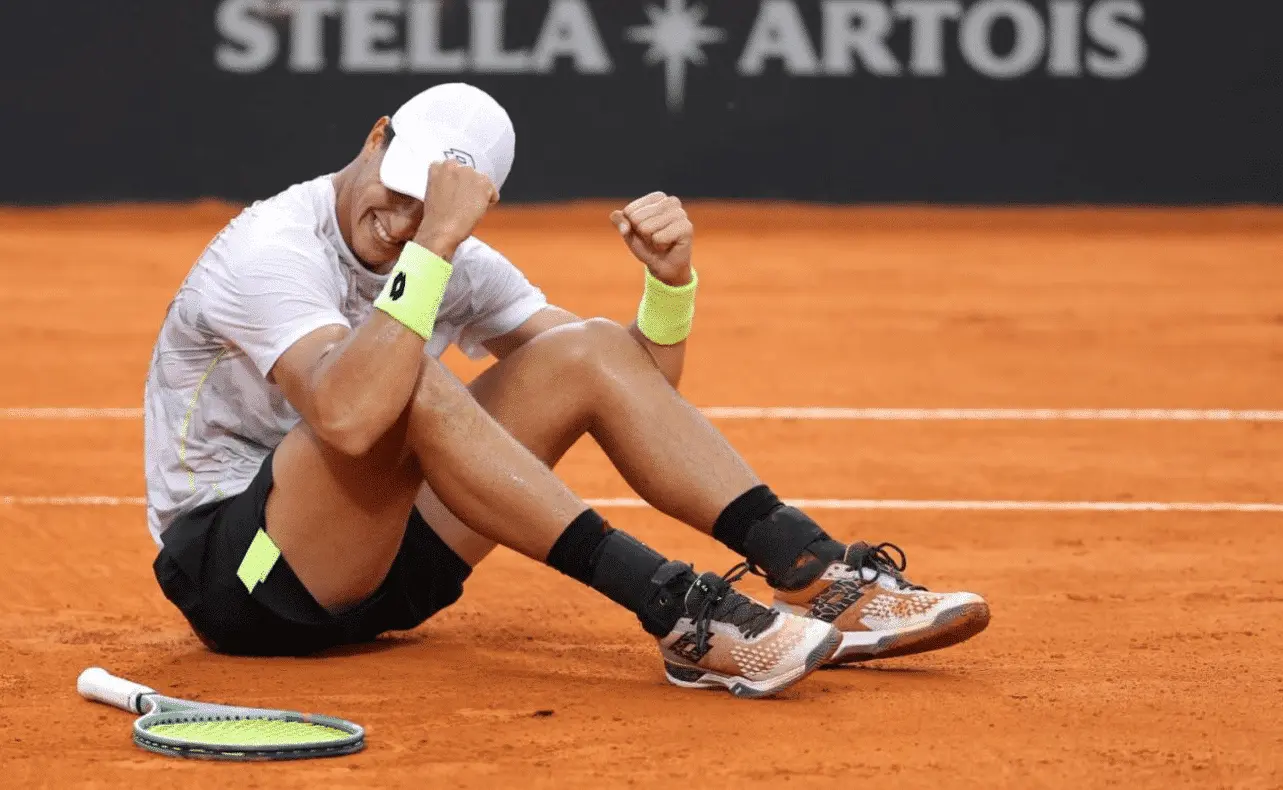 Luciano Darderi: In Ascesa nel Mondo del Tennis