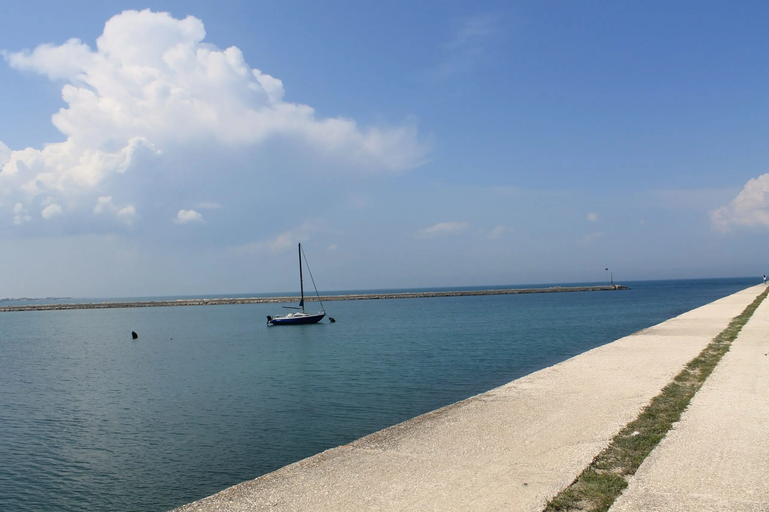 Margherita di Savoia: Una perla della Puglia