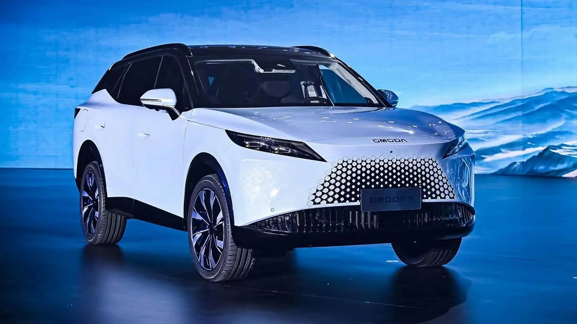 Omoda 7: Prezzo e Dettagli del Nuovo SUV
