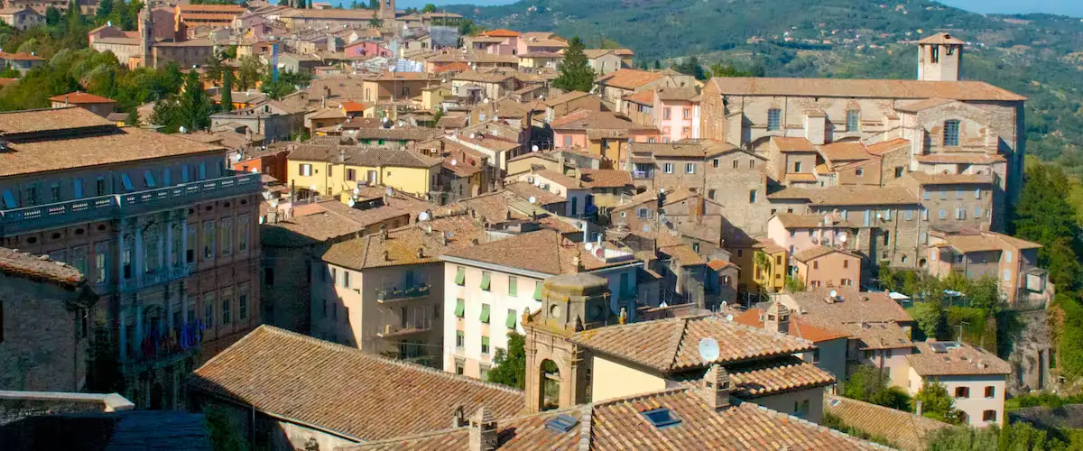 Il Fascino di Perugia: un Viaggio nella Capitale Umbra