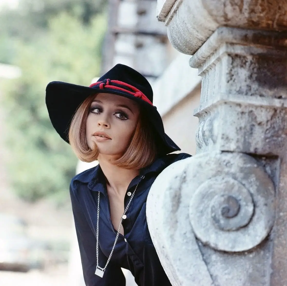Raffaella Carrà: La Regina della Televisione Italiana
