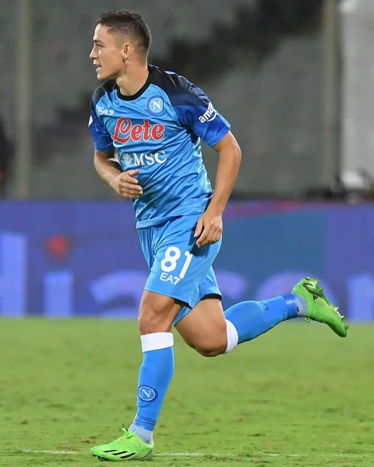 Giacomo Raspadori: La Stella del Calcio Italiano