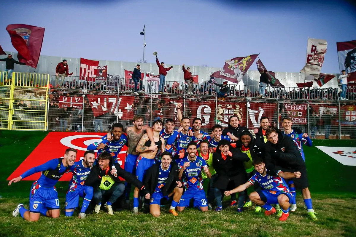 La Rivalità Storica tra Reggiana e Mantova nel Calcio image 1
