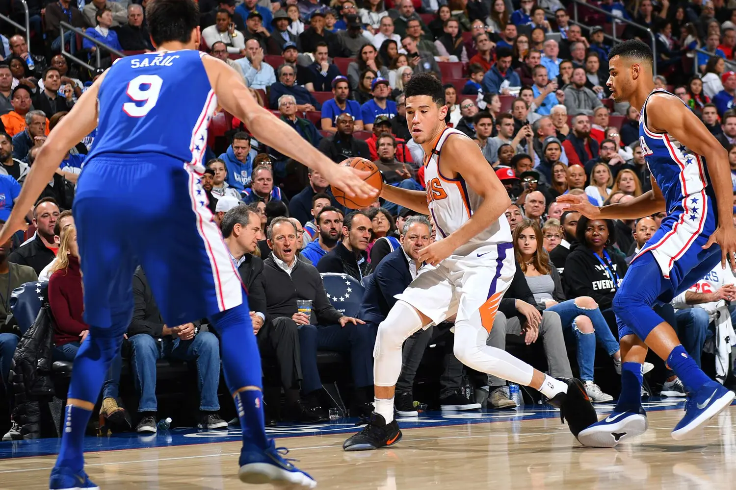 Analisi della Partita Suns vs Sixers: Una Battaglia NBA