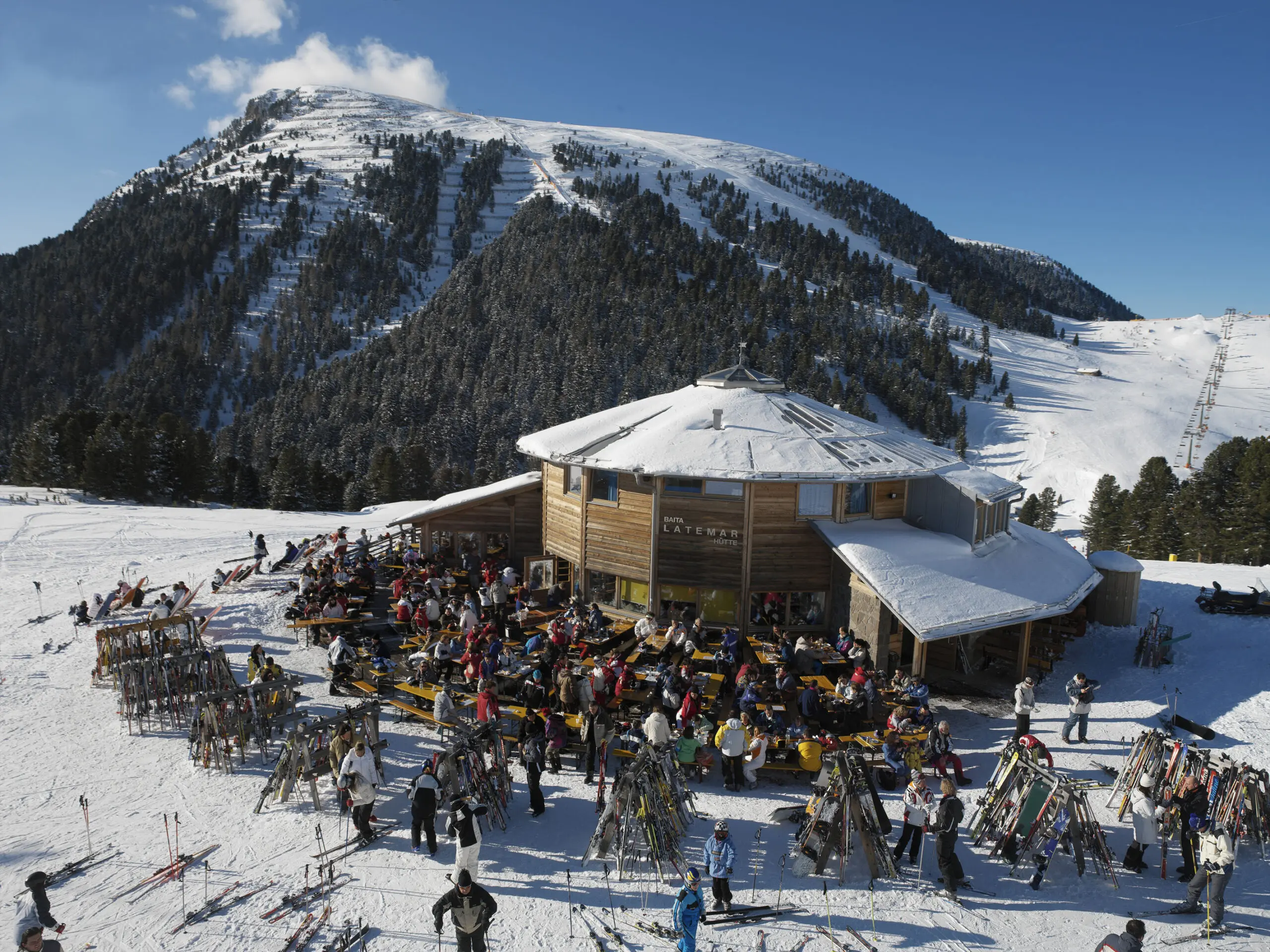 Esplorando la Val di Fiemme: Natura e Avventura