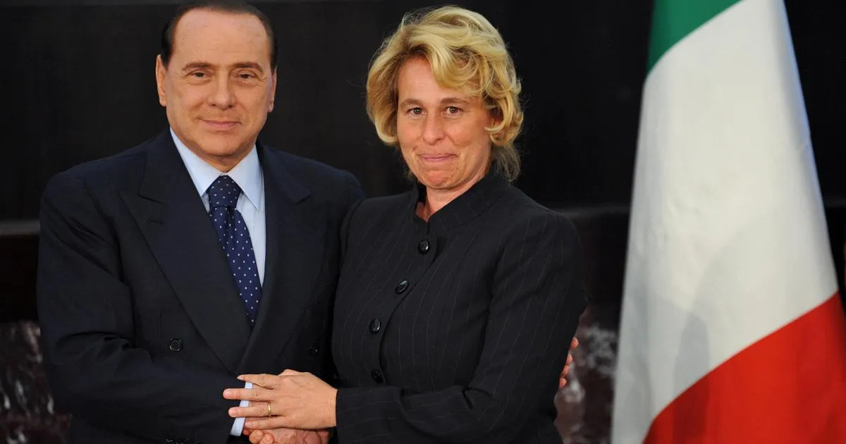 stefania craxi — IT news