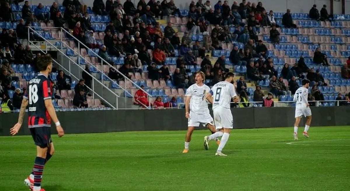 giugliano - crotone — IT news